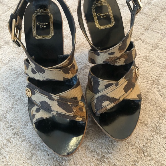 Christian Dior Camouflage heels - Picture 1 of 5